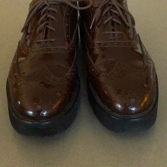 Dolce Vita Brown Patent Oxfords With Chunky Sole - Picture 4 of 11